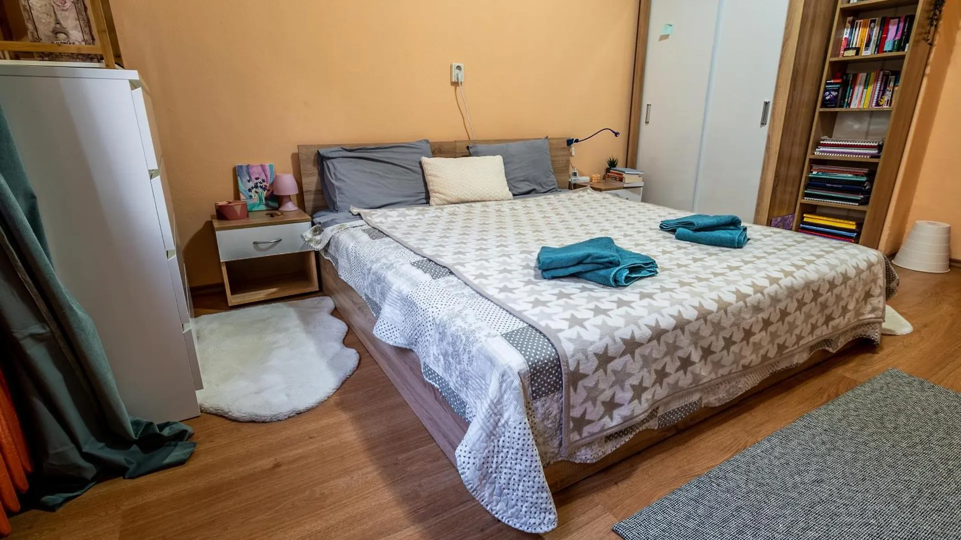 Charming Central Retreat София Апартаменты